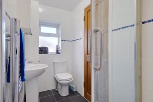 Bedroom One (En-Suite)- click for photo gallery